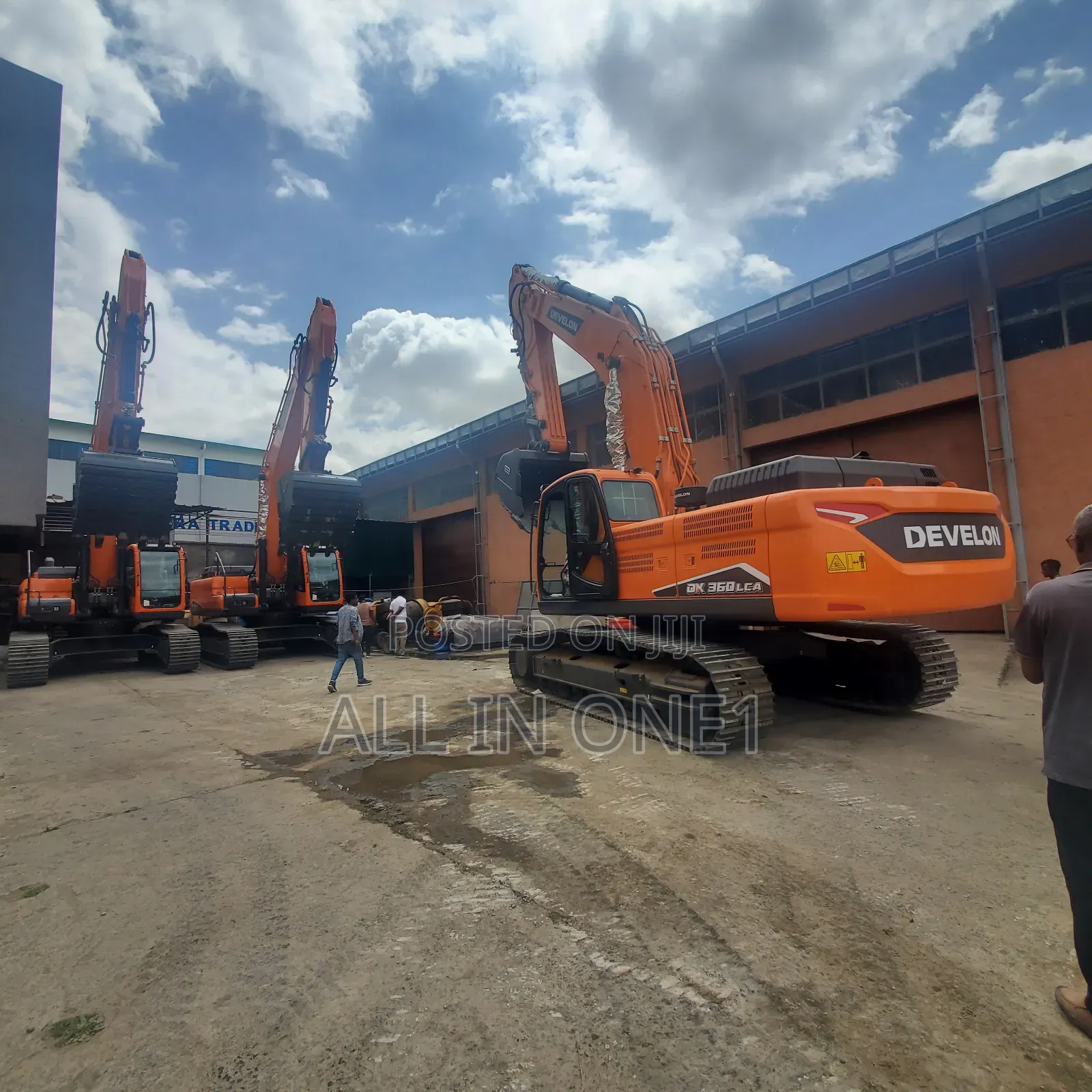 Develon 360 7m-Lca Excavator