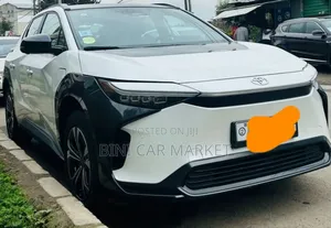 Toyota bZ4X 2024 White