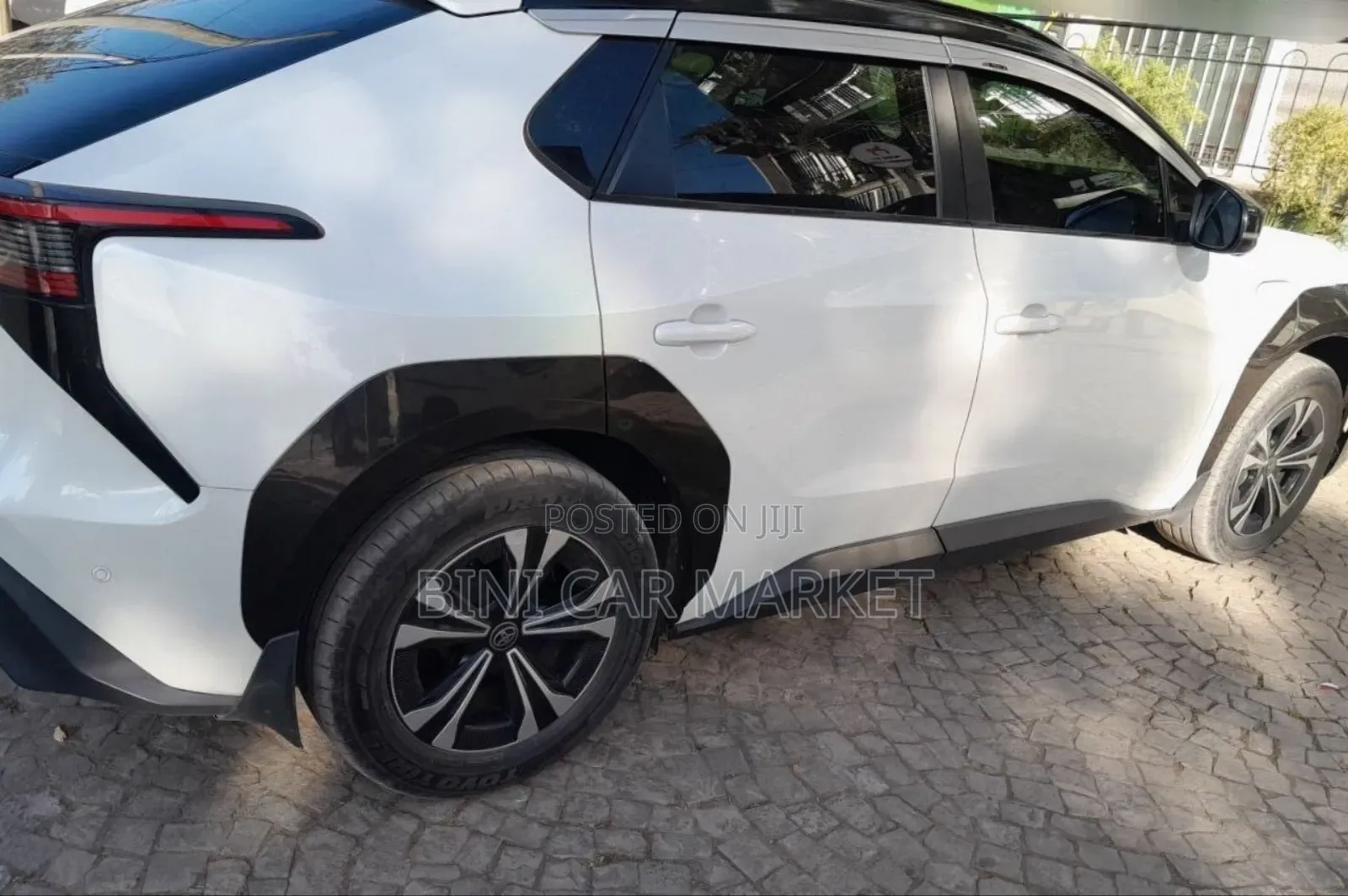 Toyota bZ4X 2024 White