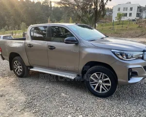 Toyota Hilux Revo Double Cab Deisel 2.8 AWD 2020 Teal
