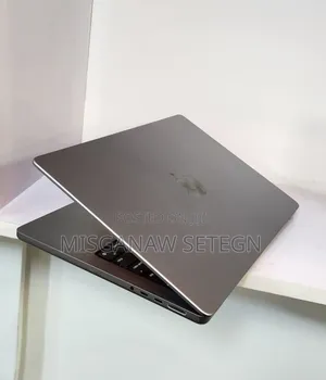 New Laptop Apple MacBook Pro 2019 32GB Intel Core I9 SSD 2T