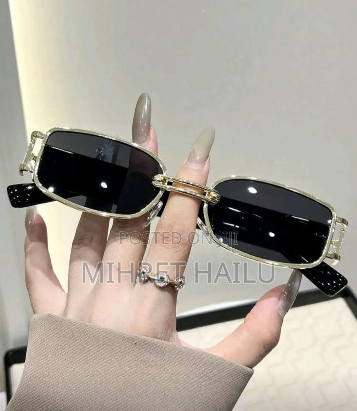 Geometric Full Frame Fashionable Fashion Glasses For Women, Suitabl