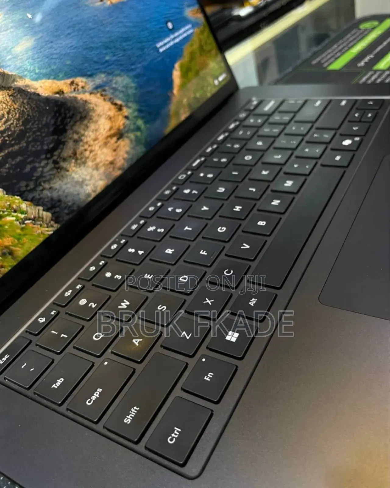 New Laptop Microsoft Surface 16GB Intel Xeon SSD 512GB