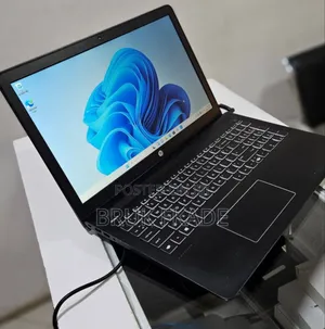 New Laptop HP Pavilion 15 8GB Intel Core I7 SSD 256GB