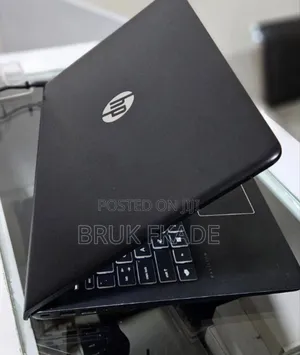 New Laptop HP Pavilion 15 8GB Intel Core I7 SSD 256GB
