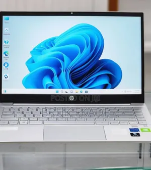 New Laptop HP Pavilion 15 8GB Intel Core I7 SSD 256GB