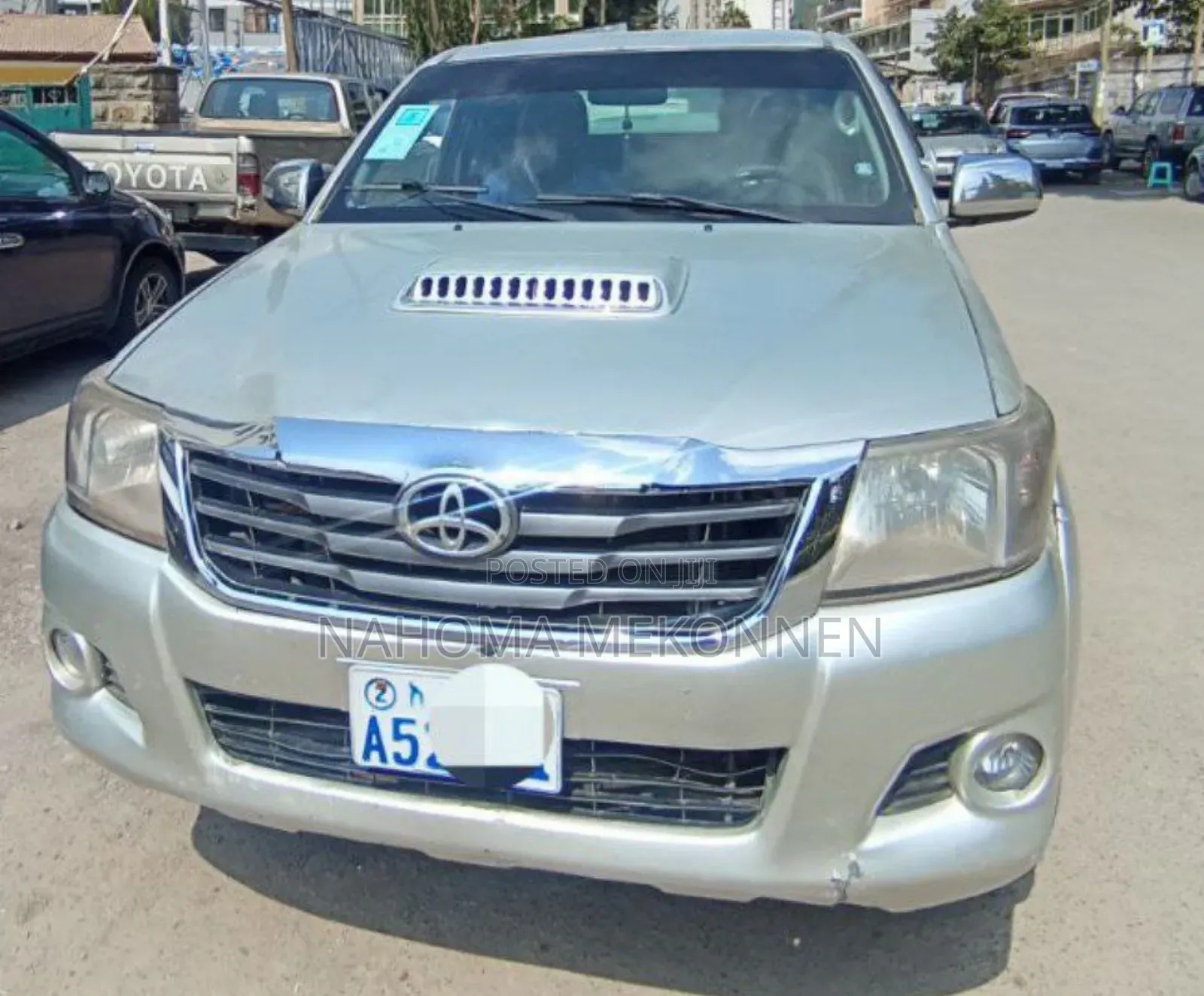 Toyota Hilux 2013 Gold