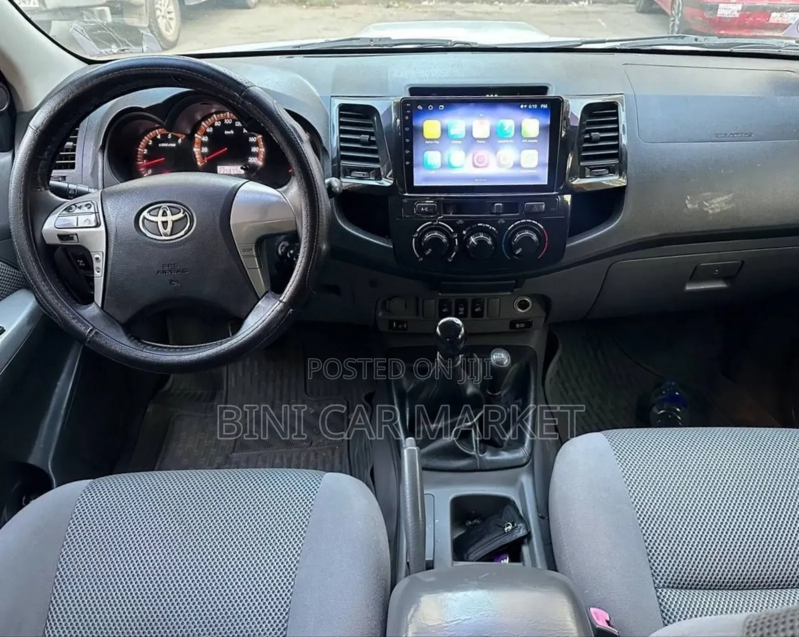 Toyota Hilux 2013 Teal