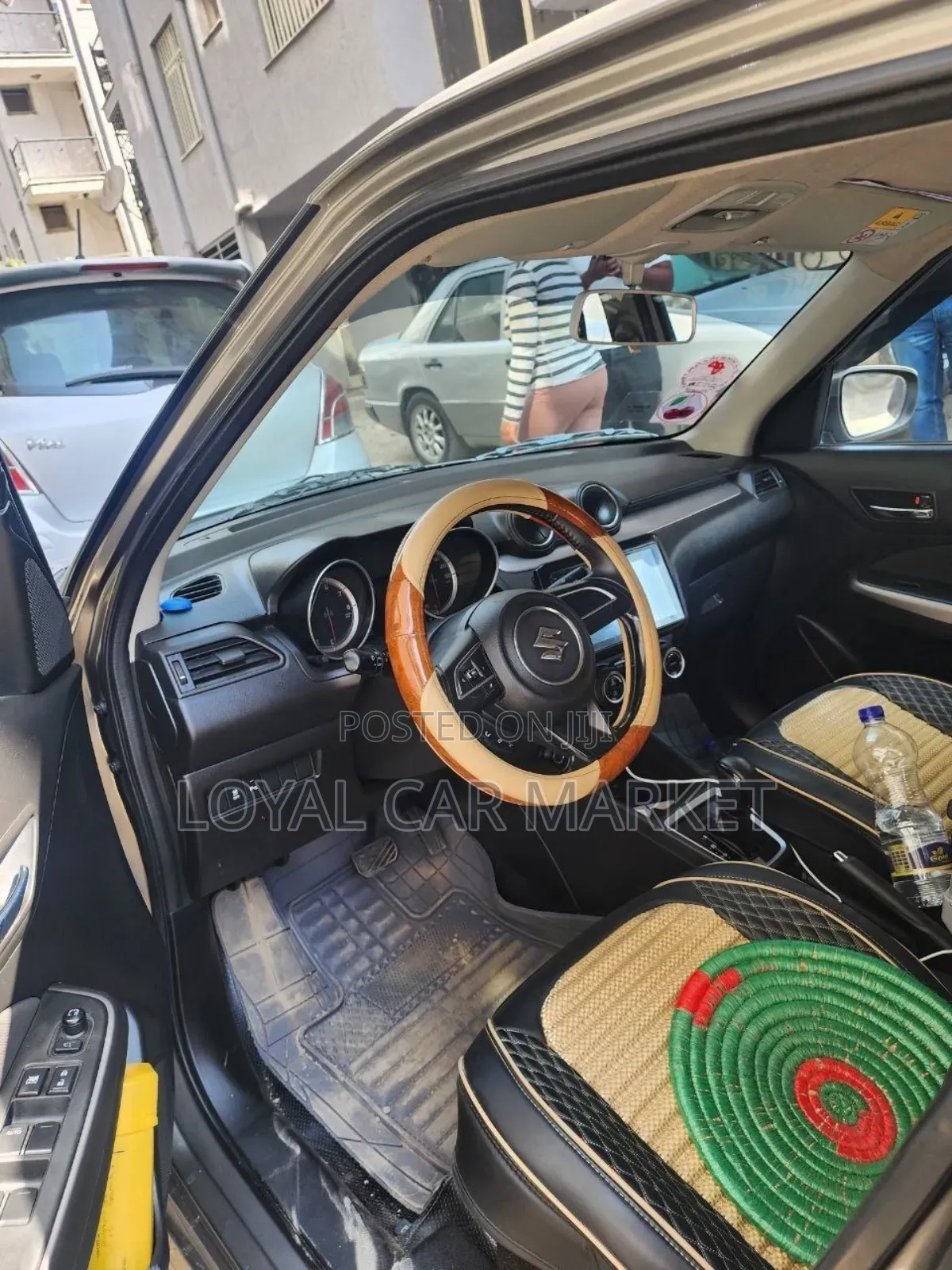 Suzuki Swift 2022 Gray