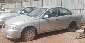 Nissan Sunny 2011 Silver