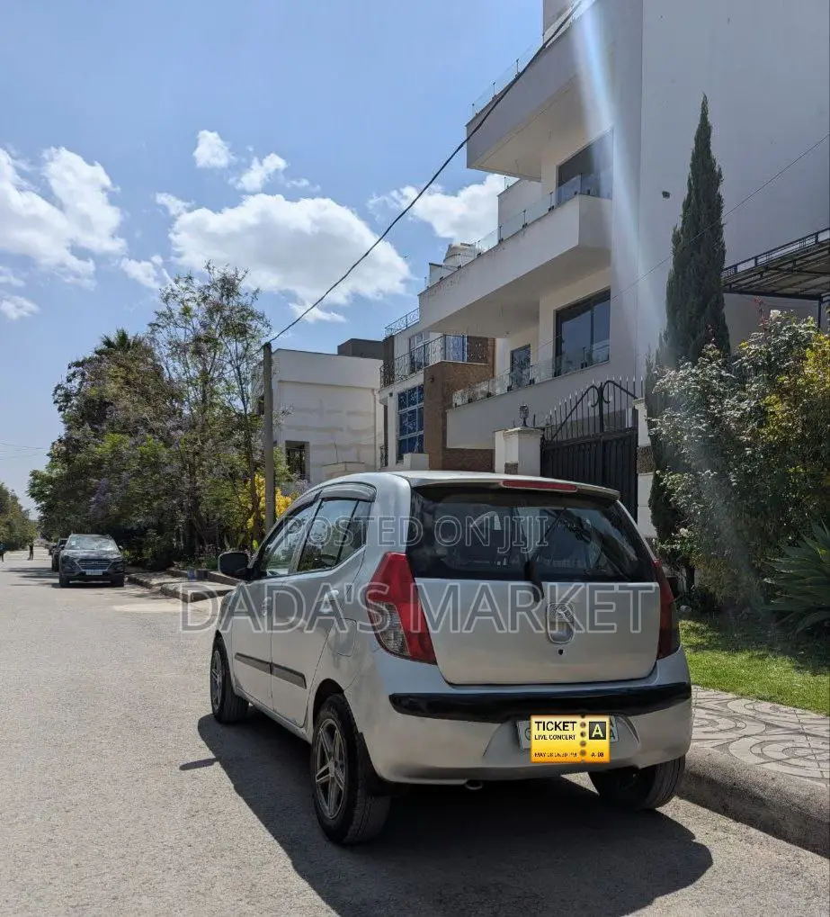 Hyundai I10 2010 Silver