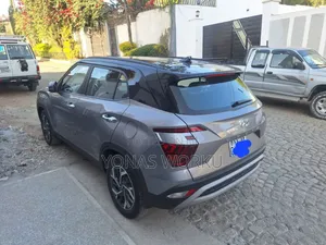 Hyundai Creta 2024 Silver