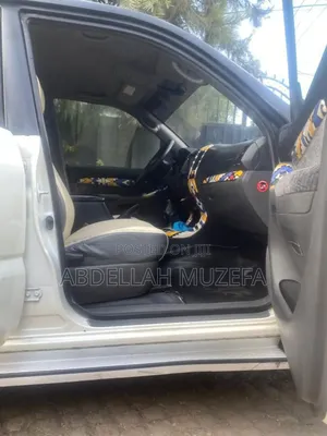 Toyota Land Cruiser 2008 White