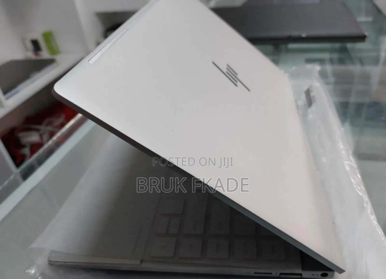 New Laptop HP Envy X360 16GB Intel Core I7 SSD 512GB