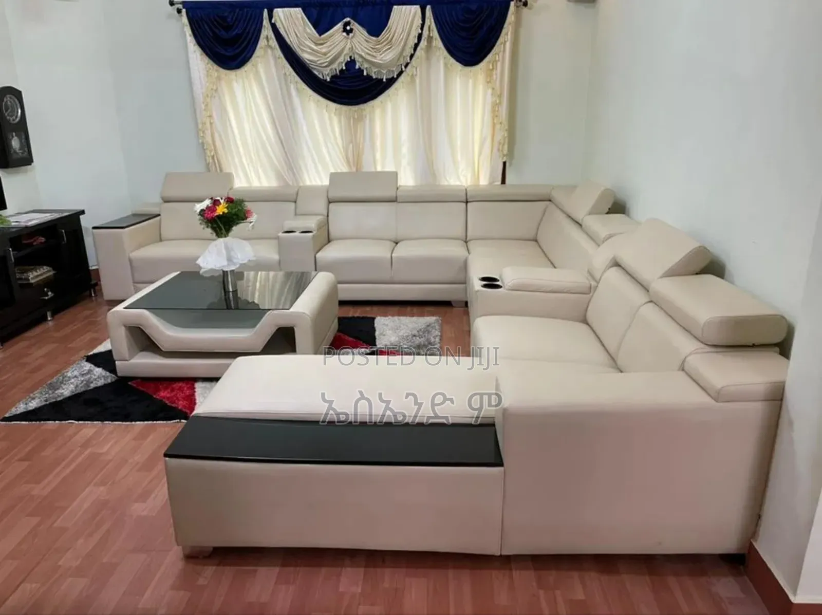 ታላቅ አዳማ Design Sofa With Table Fully Leather