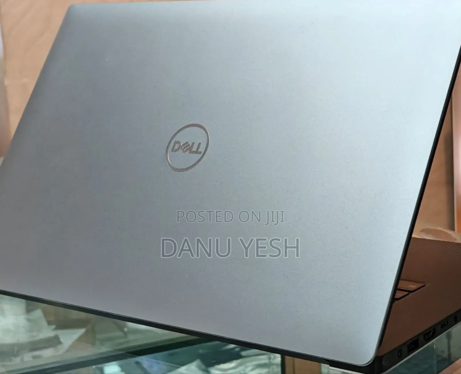 New Laptop Dell Precision 5540 16GB Intel Core I7 SSD 512GB
