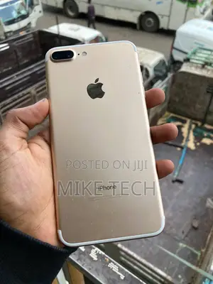 Apple iPhone 7 Plus 128 GB Gold