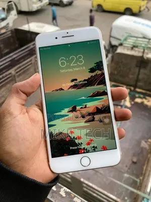 Apple iPhone 7 Plus 128 GB Gold