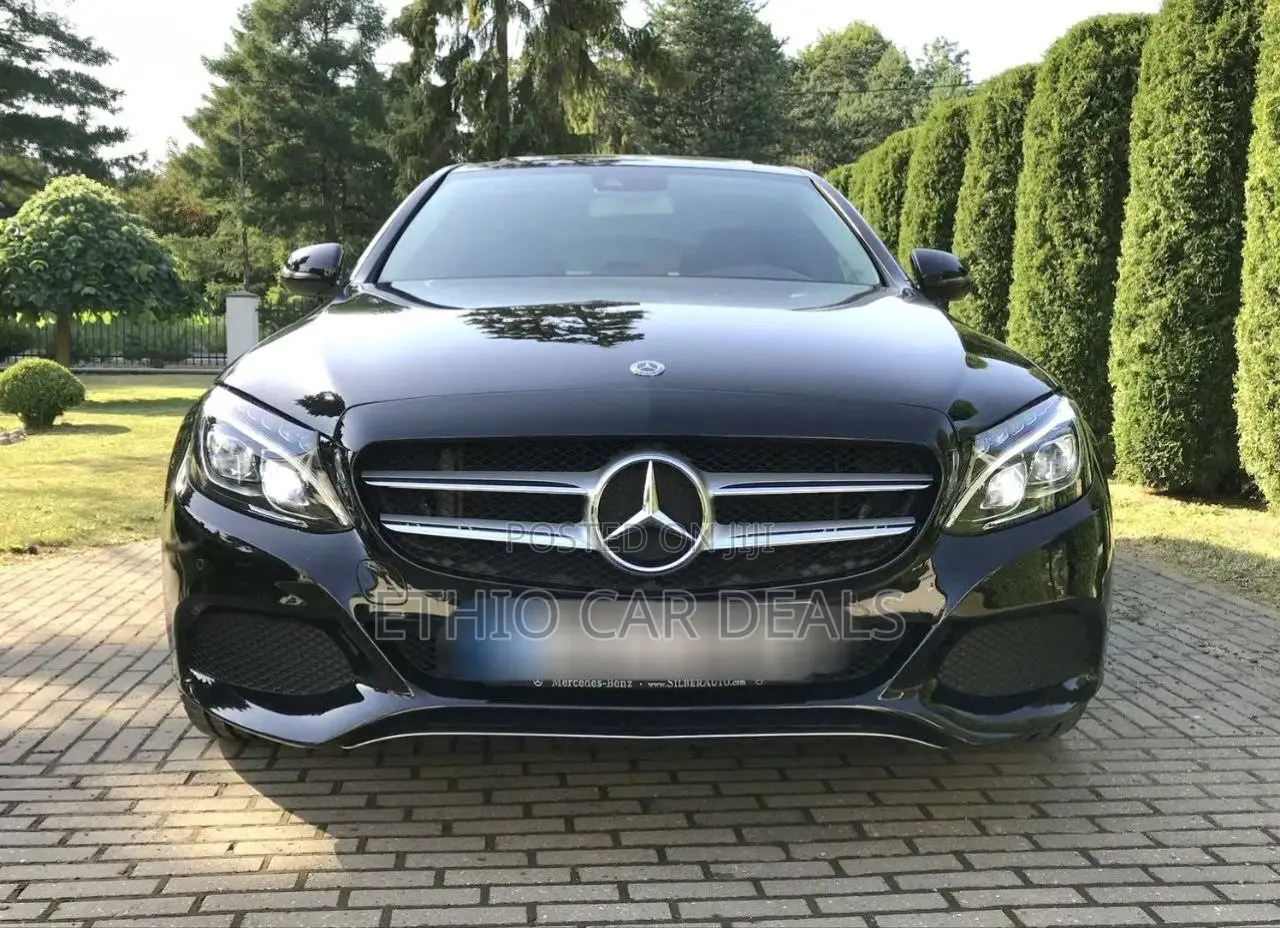 Mercedes-Benz C180 2017 Black