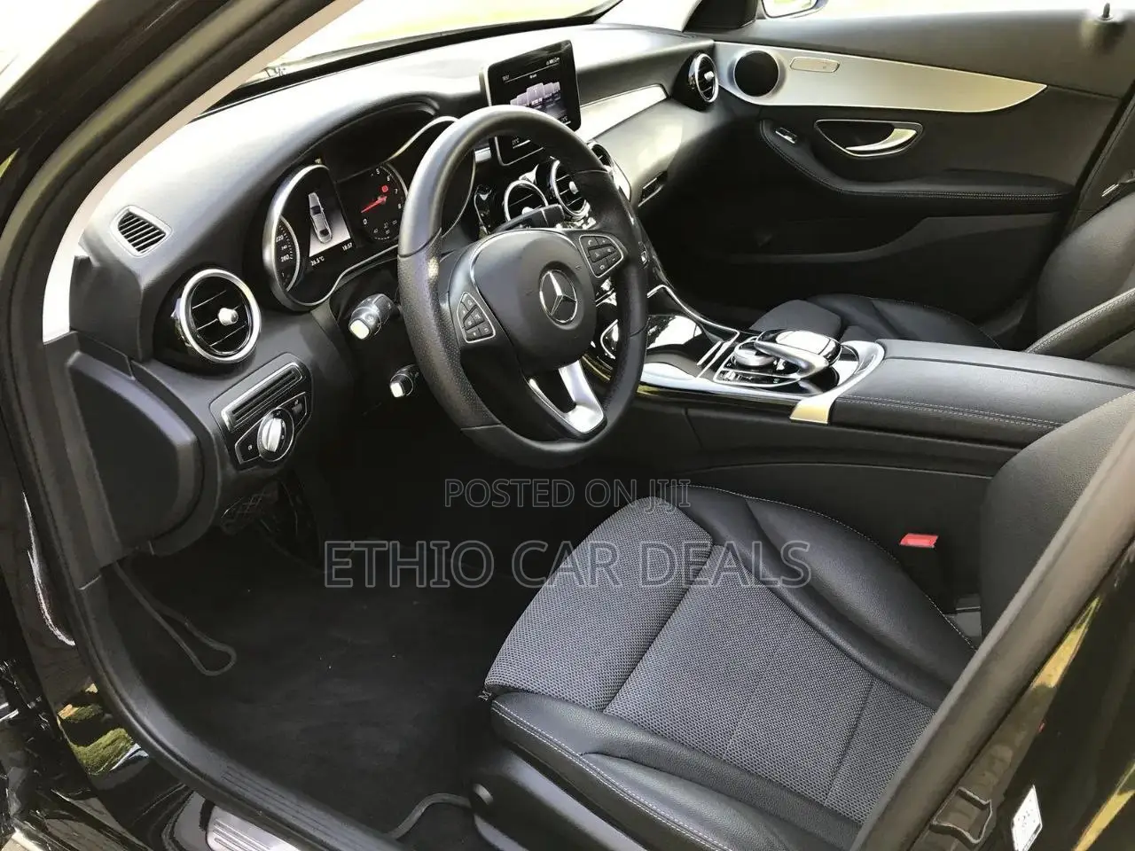 Mercedes-Benz C180 2017 Black