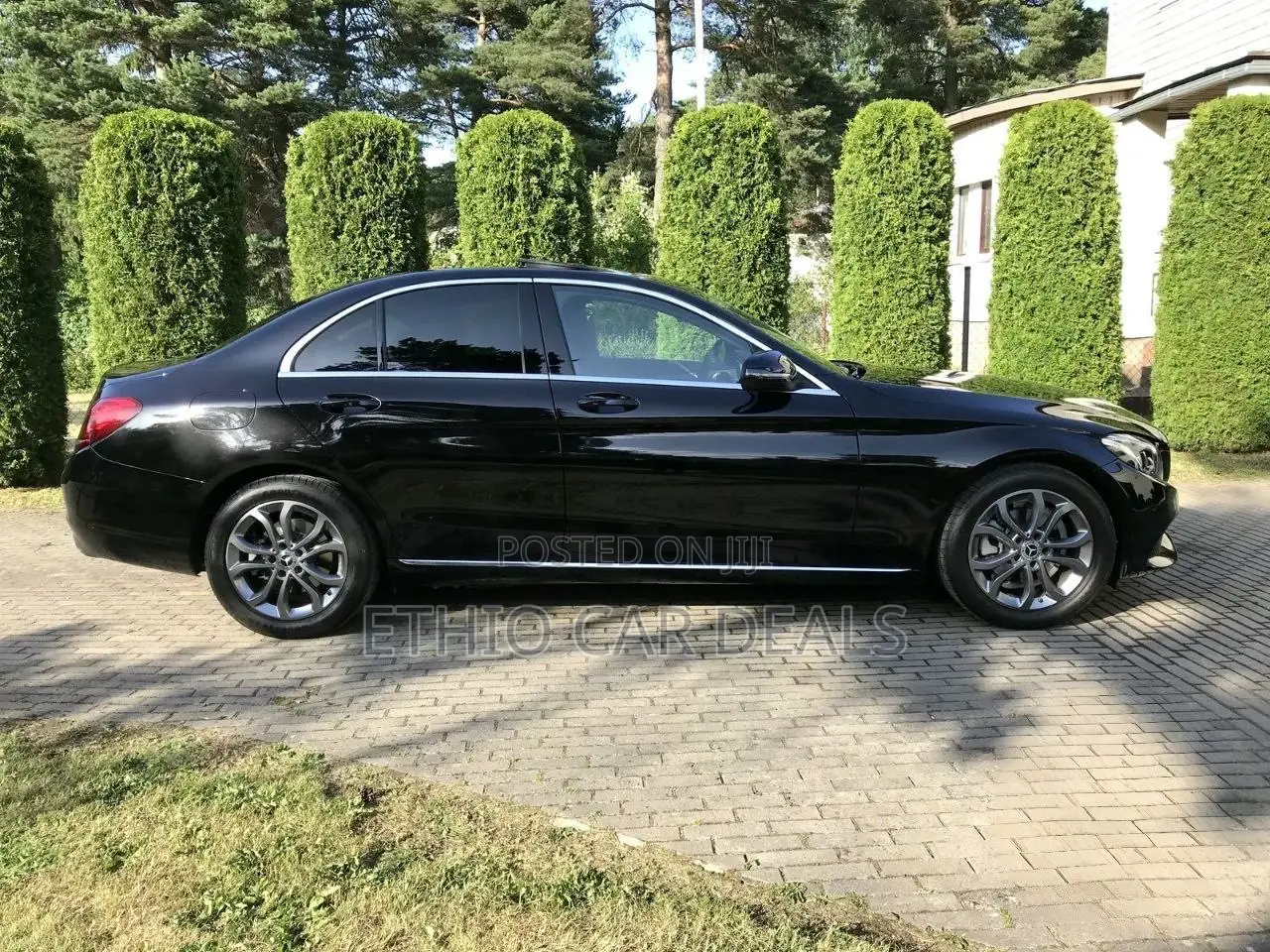 Mercedes-Benz C180 2017 Black