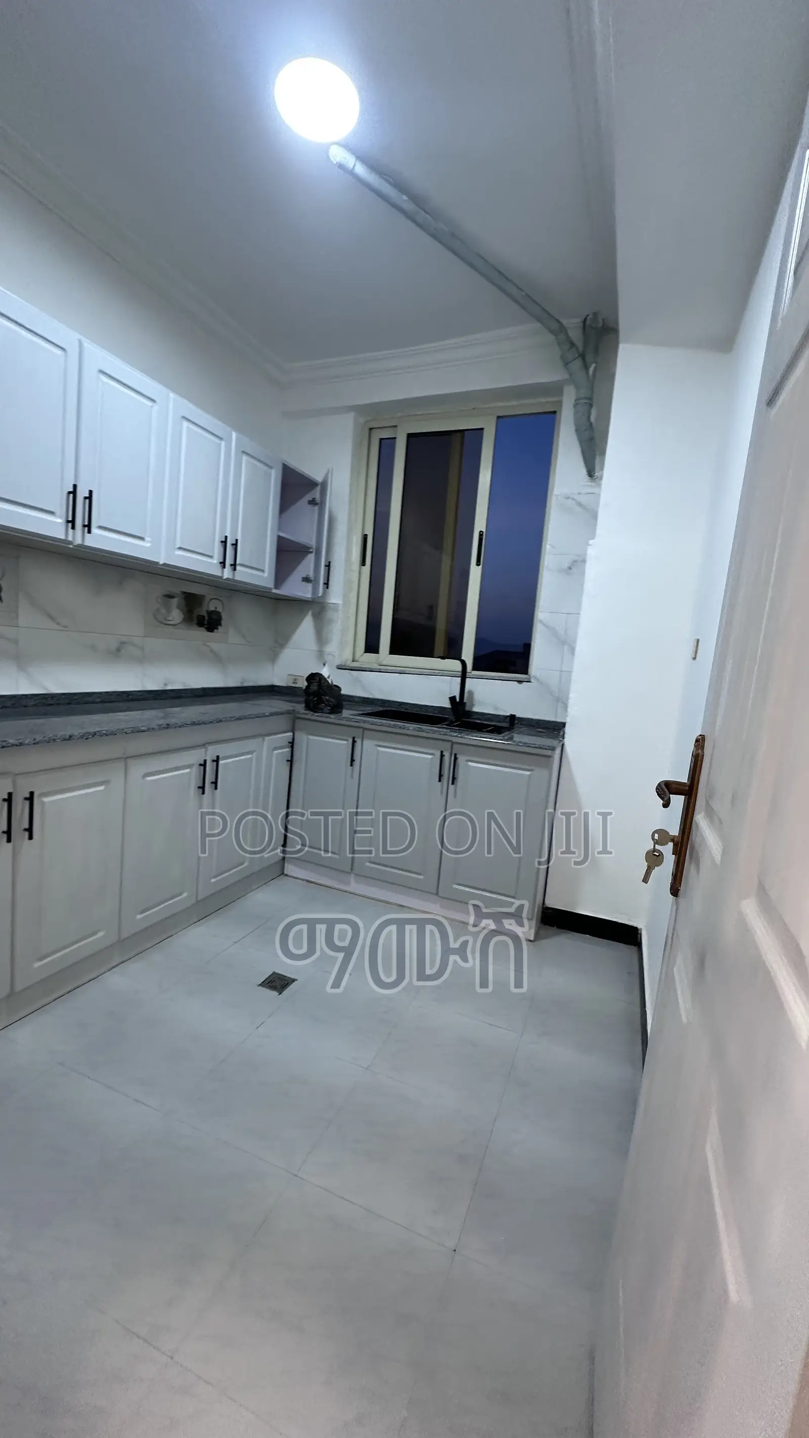 Furnished 2bdrm Condo in አያት 40/60 ኮንዶሚኒየም, Bole for sale