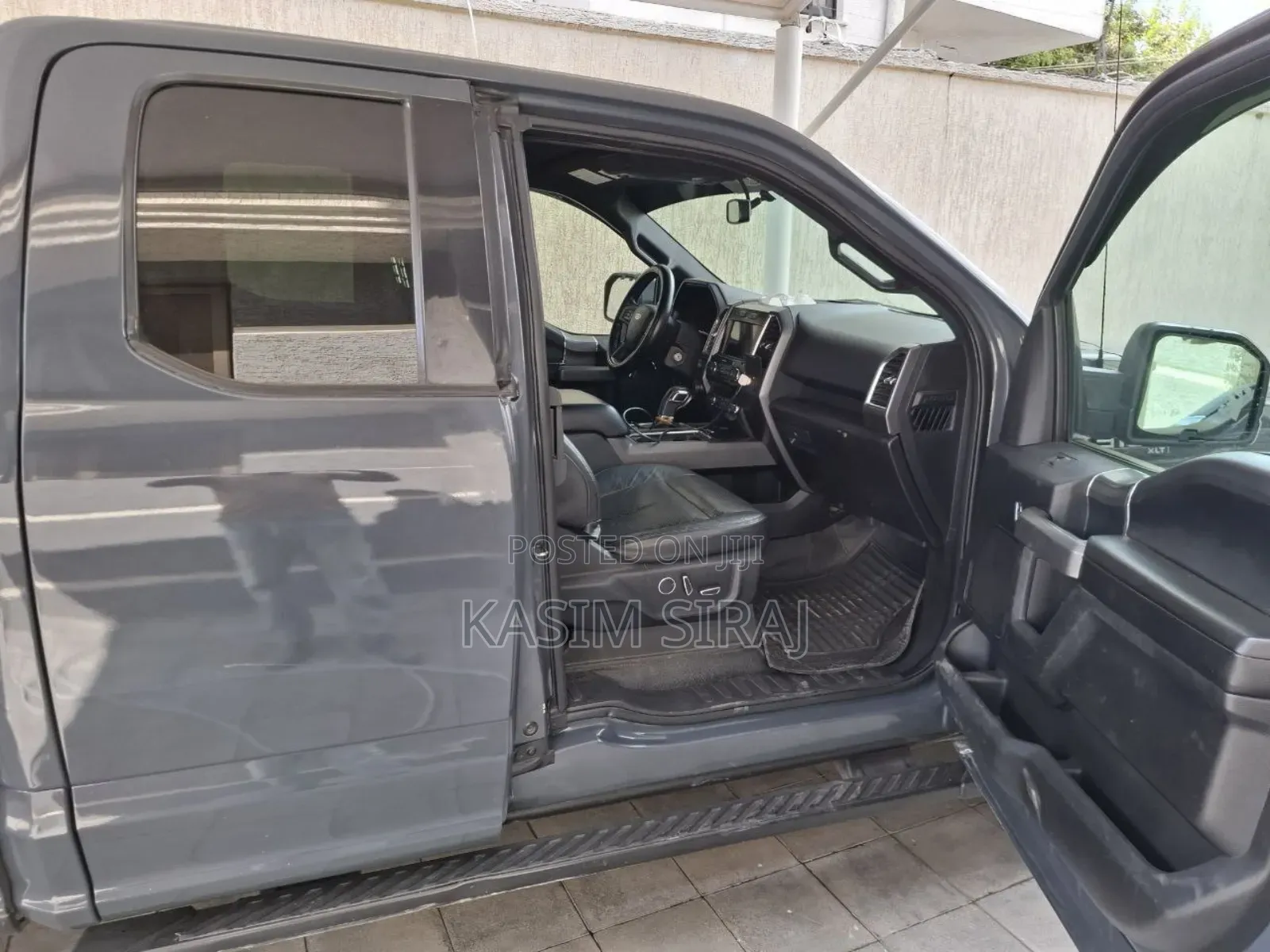 Ford F-150 XLT 4x2 Regular Cab Styleside 6.5 ft. box 122 in. WB 2017