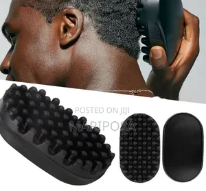 Rubber Twist and Curl Brush