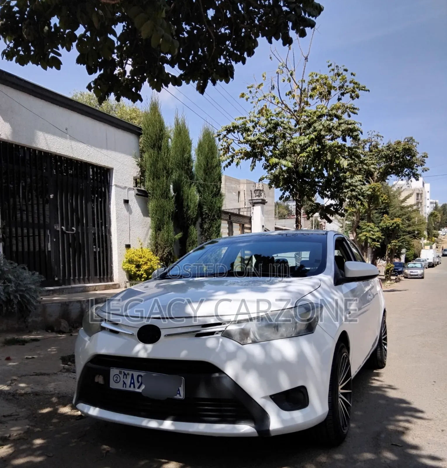 Toyota Yaris 2013 White