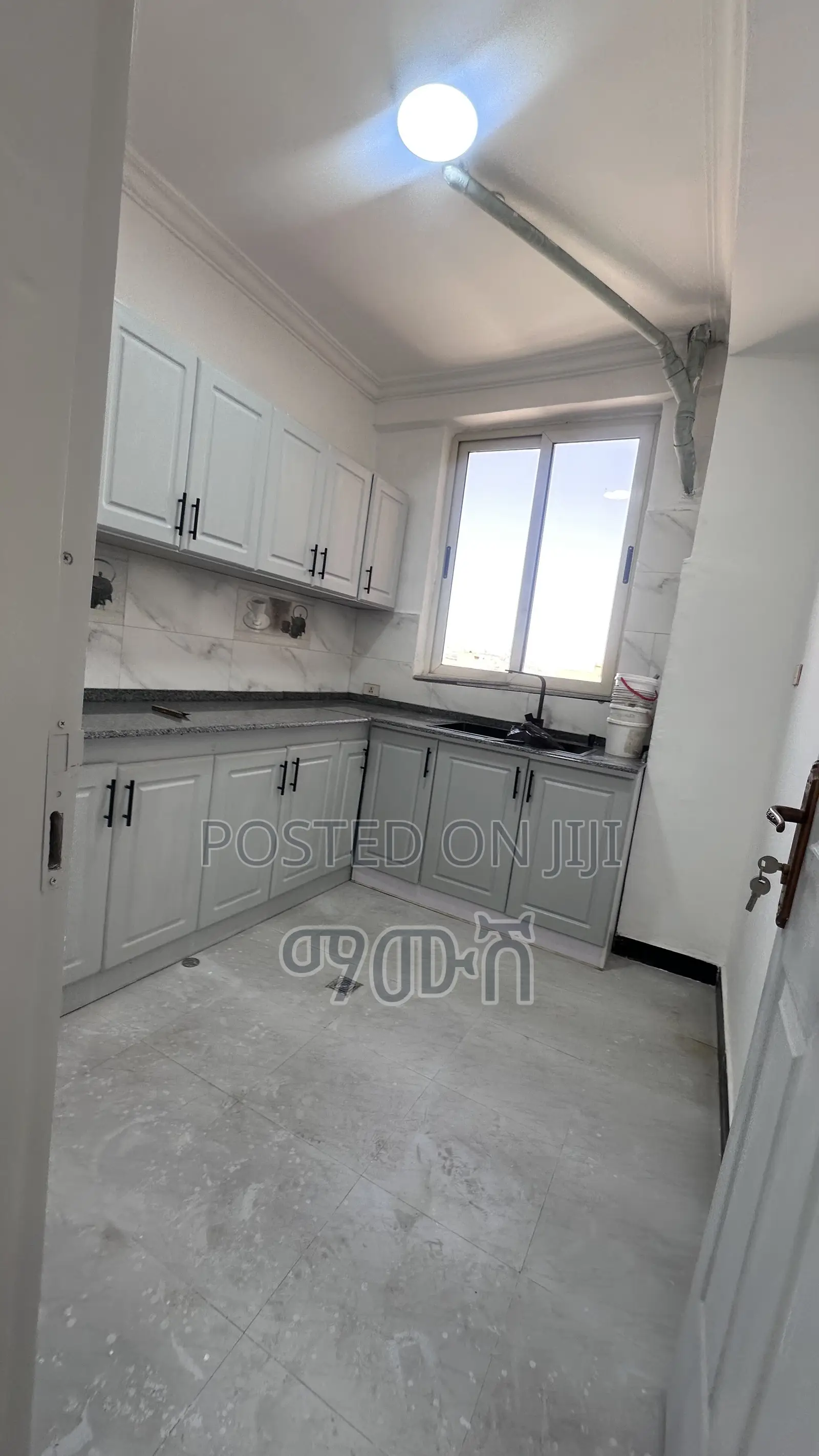 Furnished 3bdrm Condo in አያት 40/60 ኮንዶሚኒየም, Bole for sale