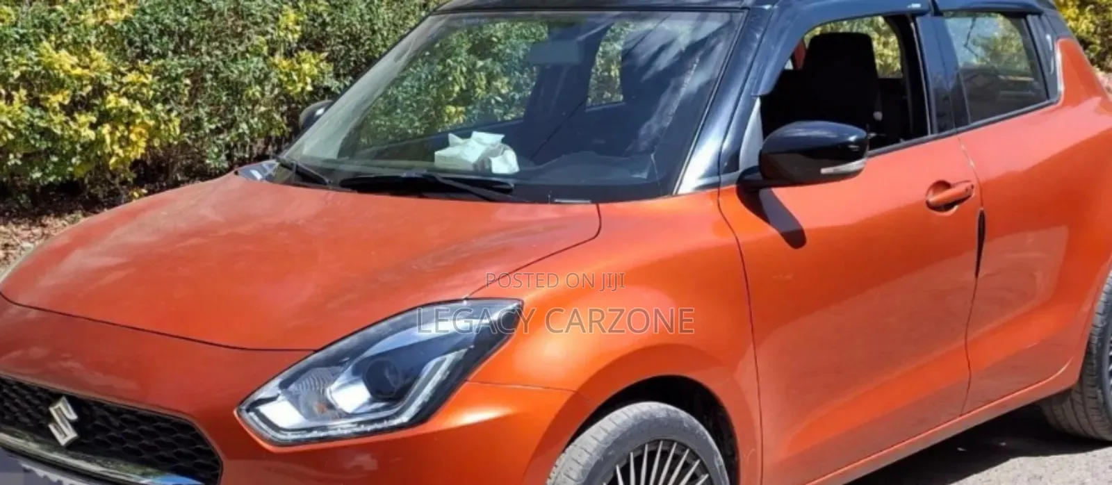 Suzuki Swift 2022 Red