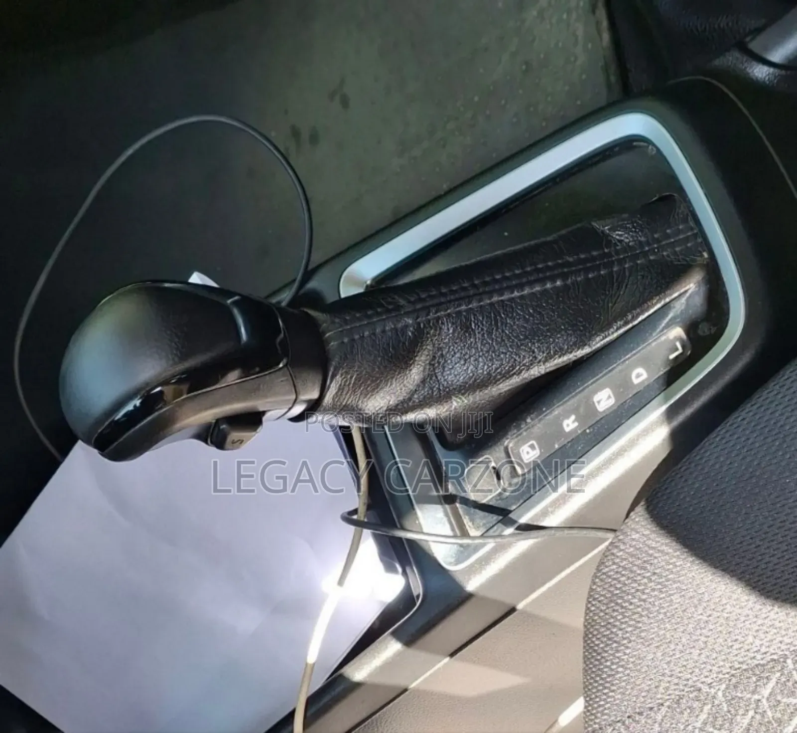 Suzuki Swift 2022 Red