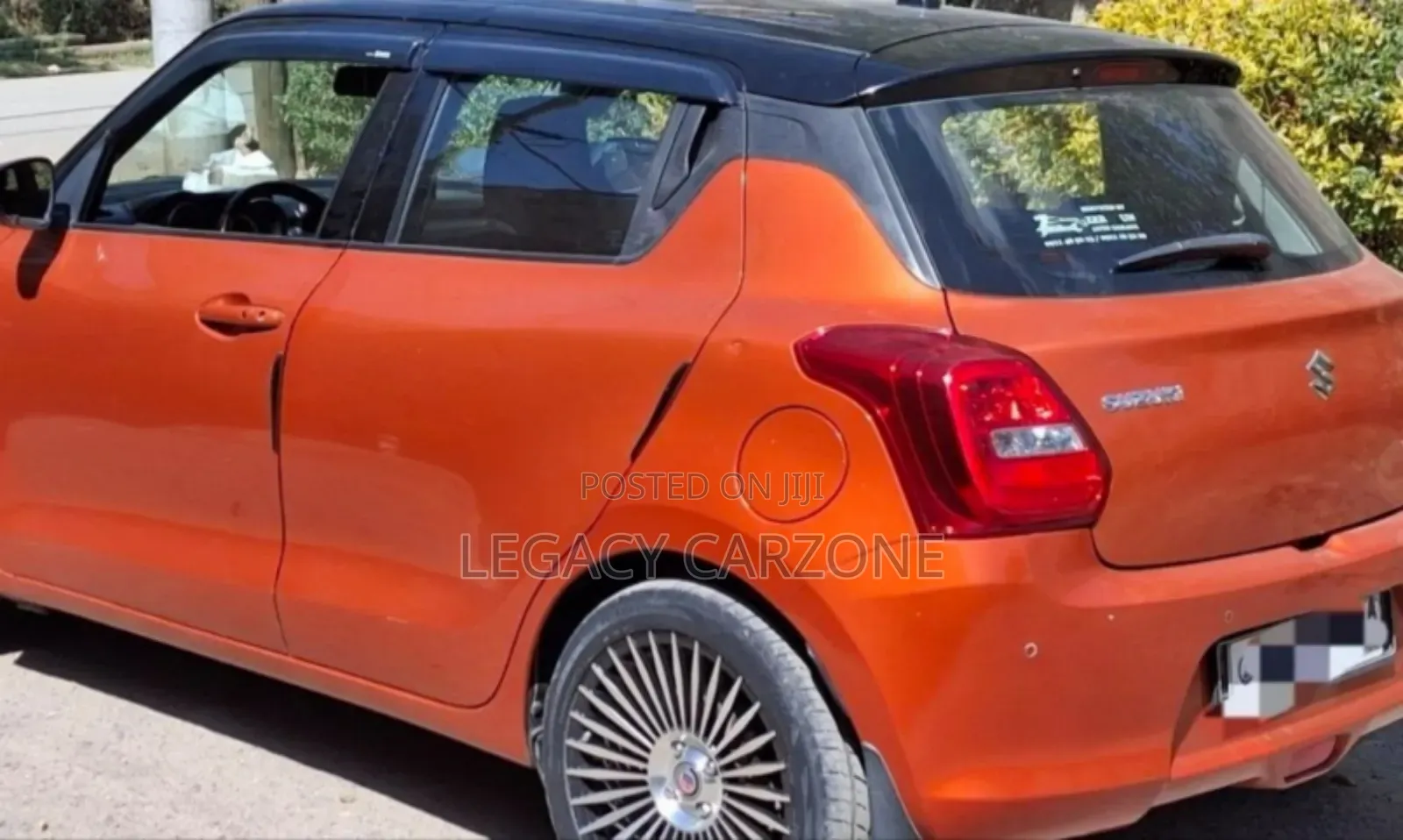 Suzuki Swift 2022 Red