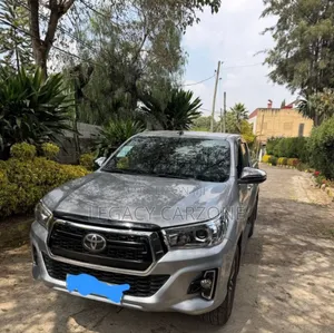 Toyota Hilux 2020 Blue