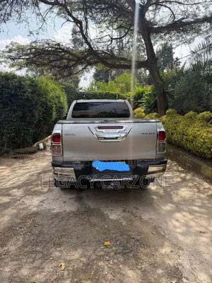 Toyota Hilux 2020 Blue