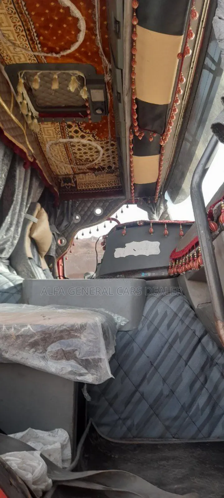 2017 ሞዴል ሲኖ ገልባጭ ታርጋ : 93 ሺ