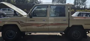 Toyota Mark II 2022 White