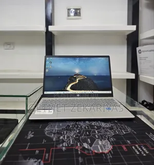 New Laptop HP 8GB Intel Core I3 SSD 256GB