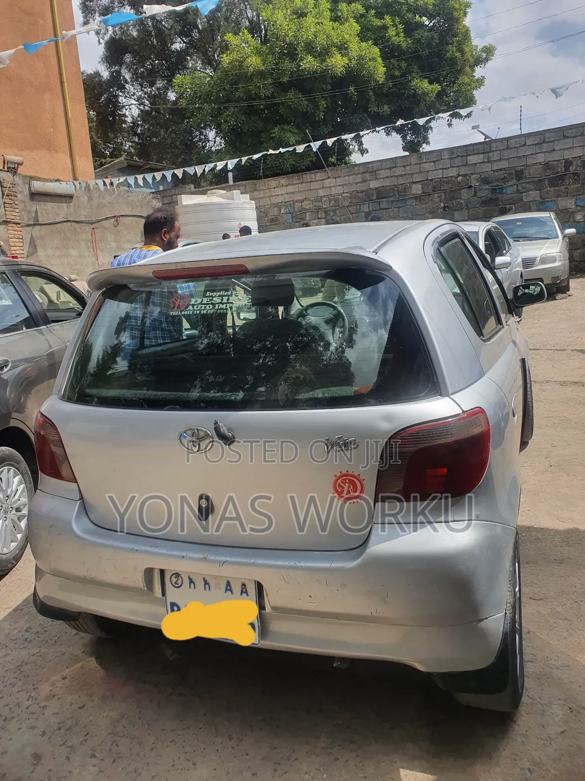 Toyota Vitz 2001 Silver