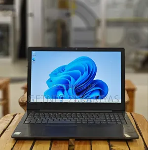 New Laptop Lenovo Ideapad 3 4GB Intel Core I3 HDD 1T