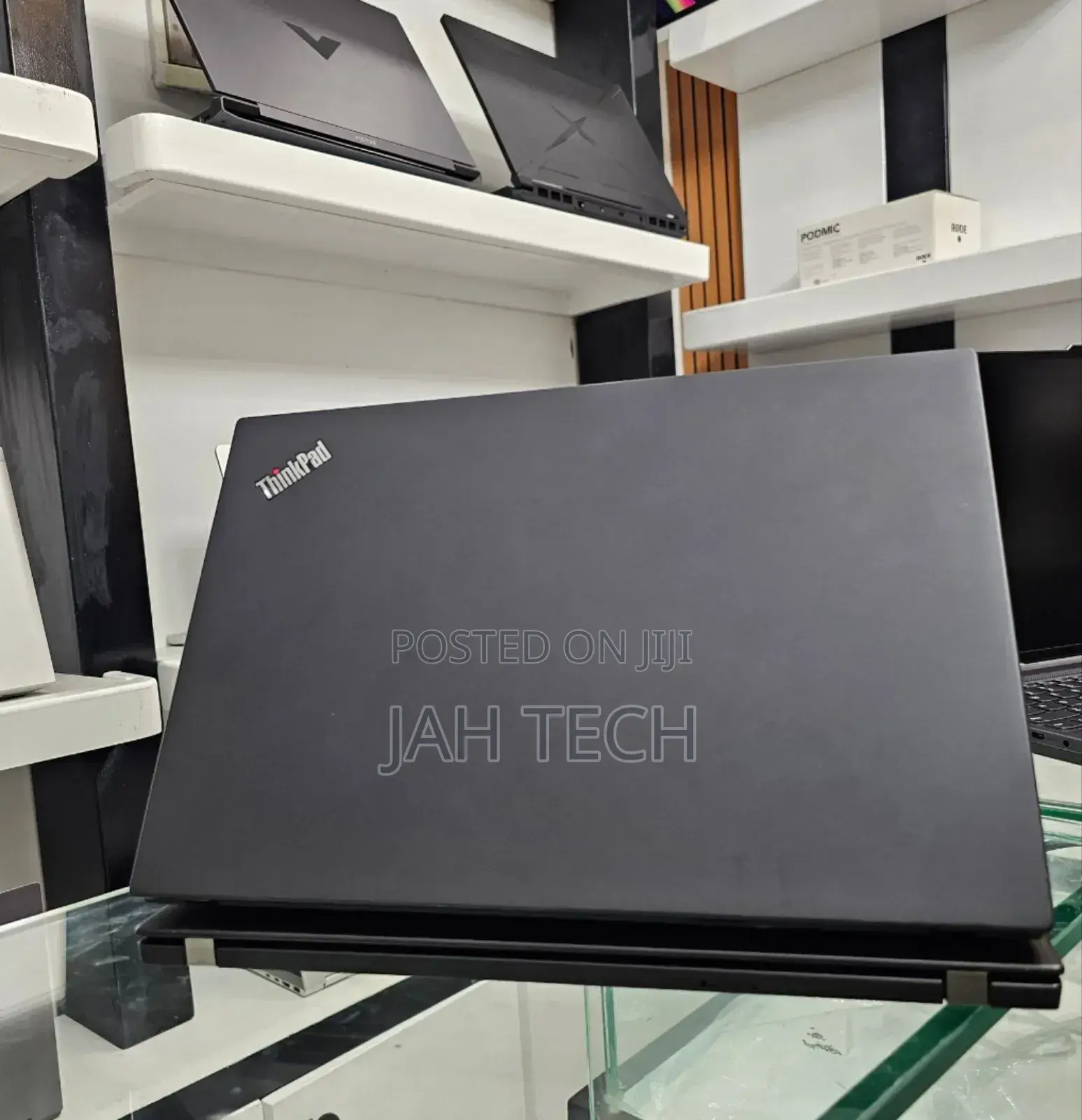 New Laptop Lenovo ThinkPad T495s 16GB AMD Ryzen 7 SSD 512GB