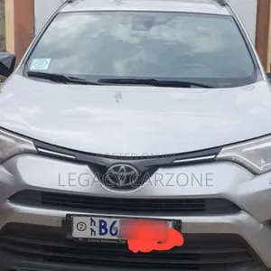 Toyota RAV4 2018 Silver