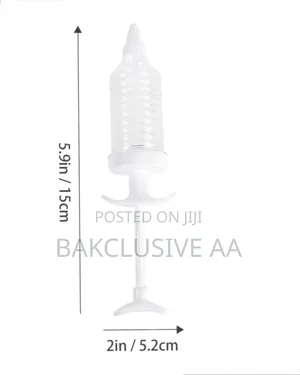 Cake Pipeing Syringe With 8 Nozzles