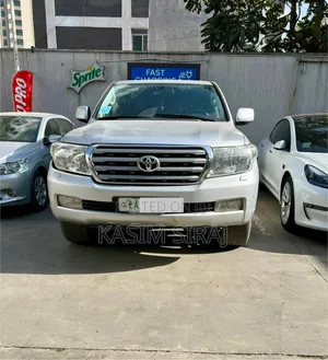 Toyota Land Cruiser 4.5 V8 GX-R 2012 Silver
