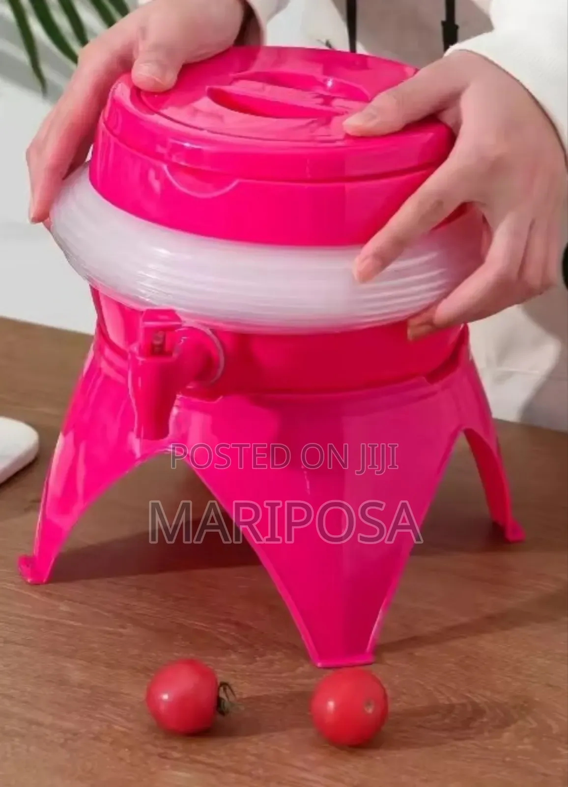 Collapsible Beverage Tub Dispenser
