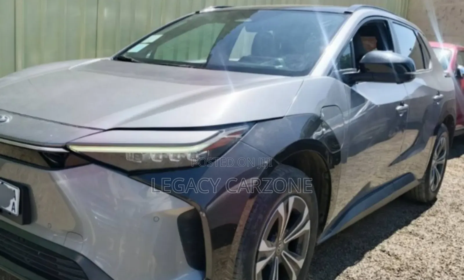 Toyota bZ4X 2023 Silver