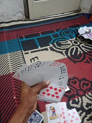 High Quality Plastic Coated Playing Cards (ፕላስቲክ ካርታ)