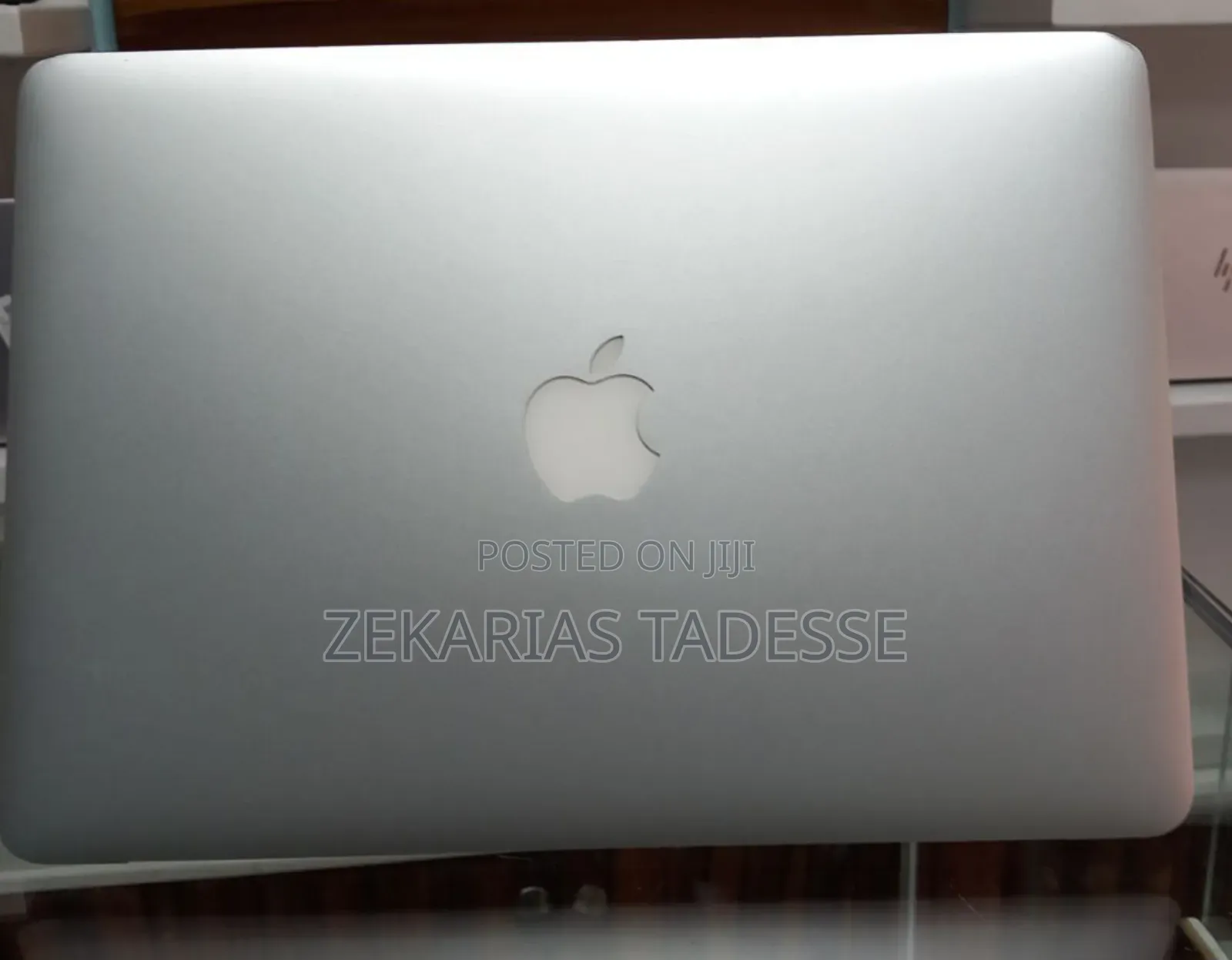 New Laptop Apple MacBook Air 2015 8GB Intel Core I5 SSD 256GB