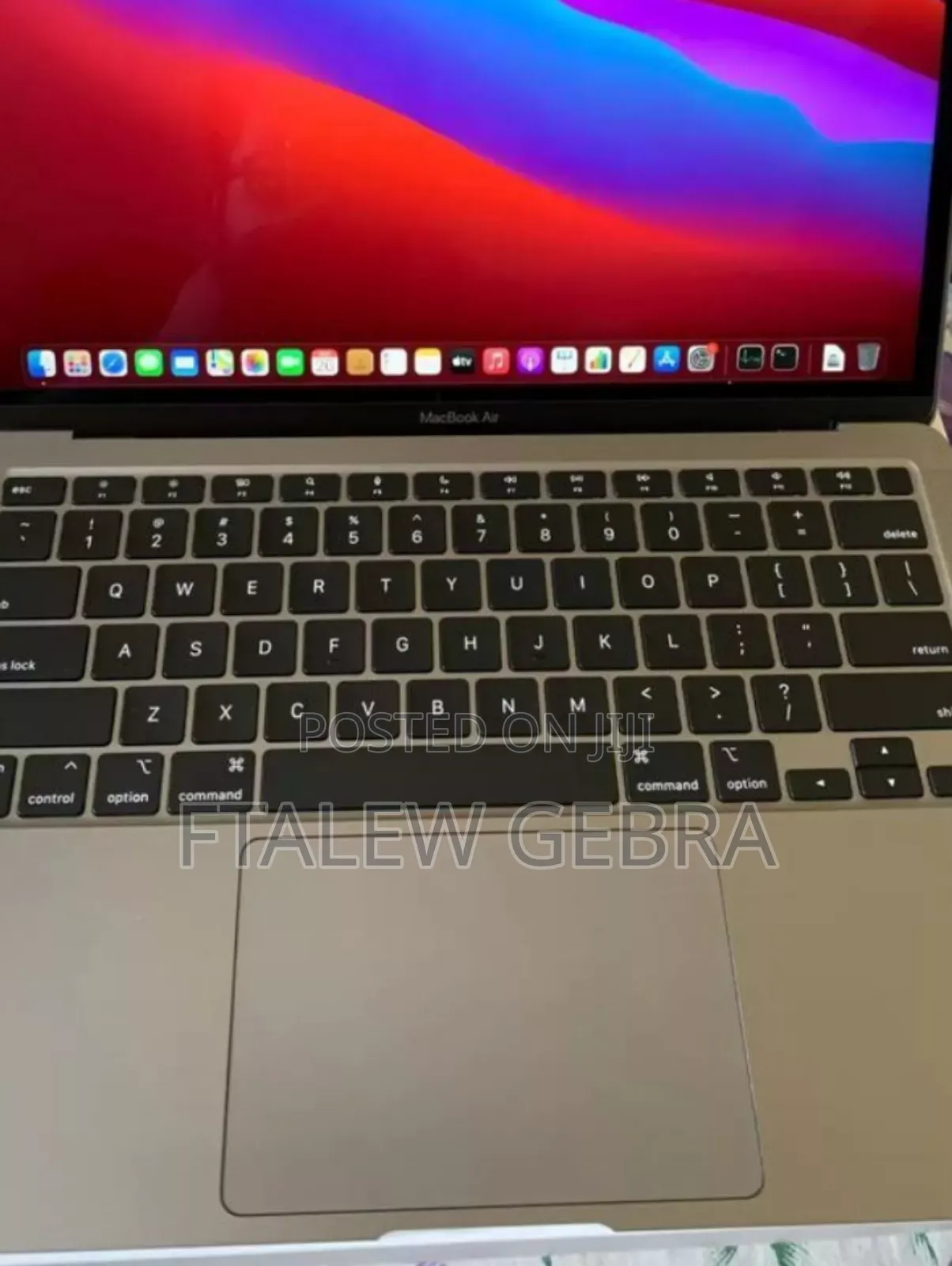 New Laptop Apple MacBook Pro M1 16GB Apple M1 Pro SSD 256GB