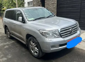 Toyota Land Cruiser 4.5 V8 GX-R 2012 Silver